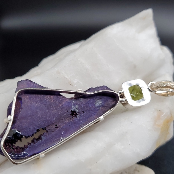 Silver Pendant Natural Druzy Agate/Peridot Stone - Picture 5 of 7